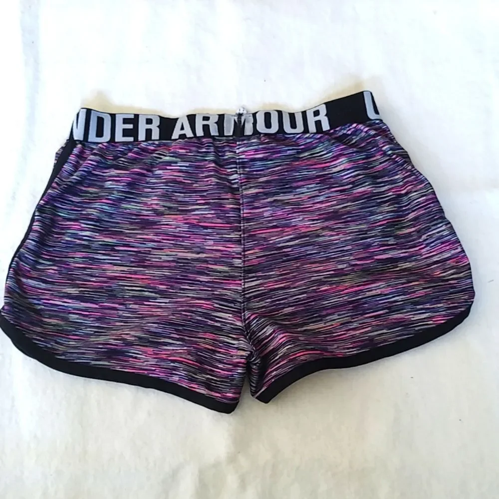 Under Armour girls shorts youth xl